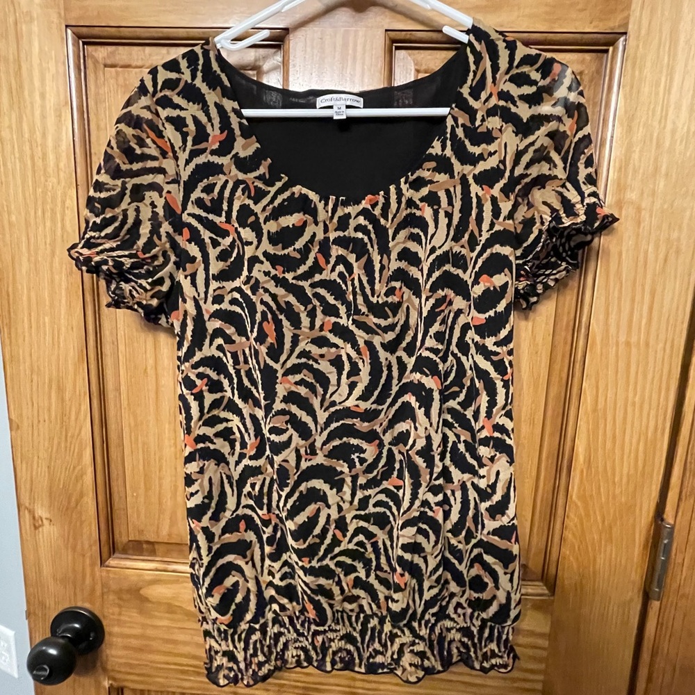 Half sleeve shirt